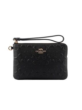 Corner zip wristlet in signature leather